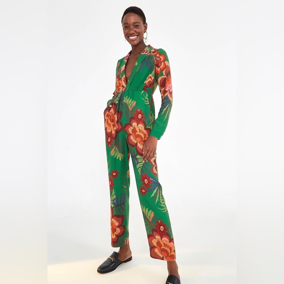 FARM Rio Pants - NWOT Farm Rio Floral V Neck Bobikat Jumpsuit S